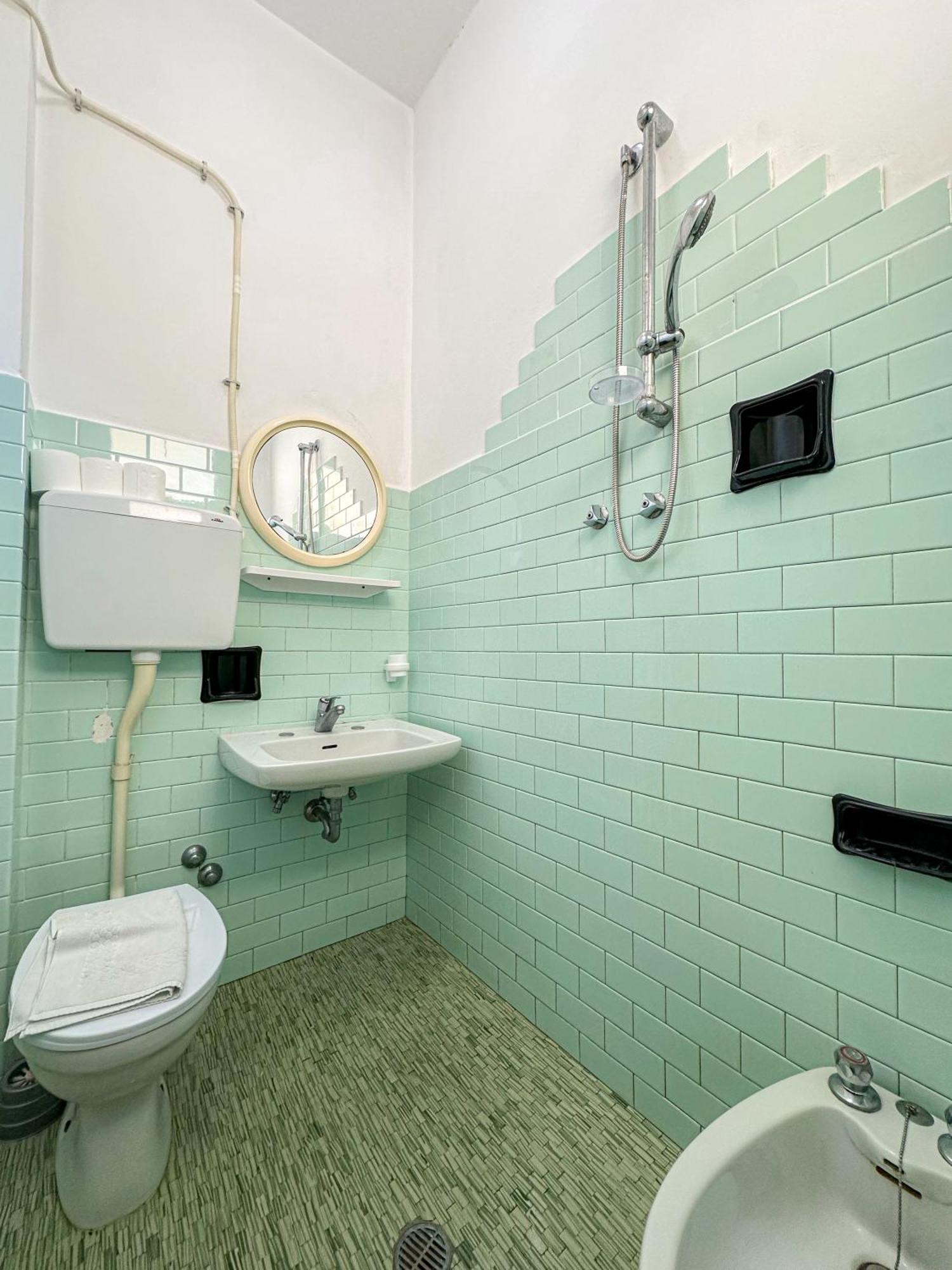 Hotel Serafini リミニ エクステリア 写真